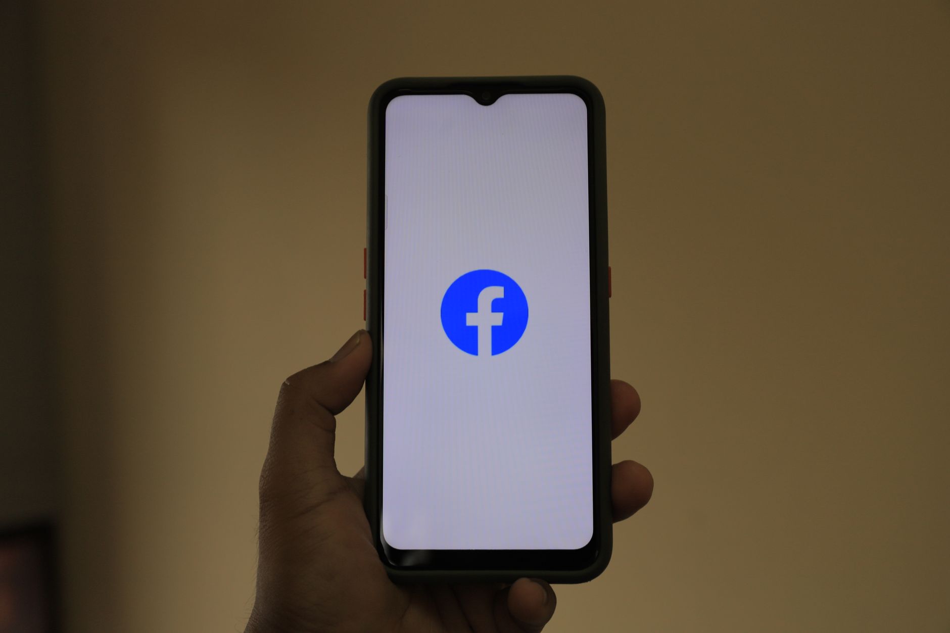 Ấn Độ yêu cầu Zuckerberg xin lỗi vì gỡ video Thủ tướng Modi khỏi Facebook