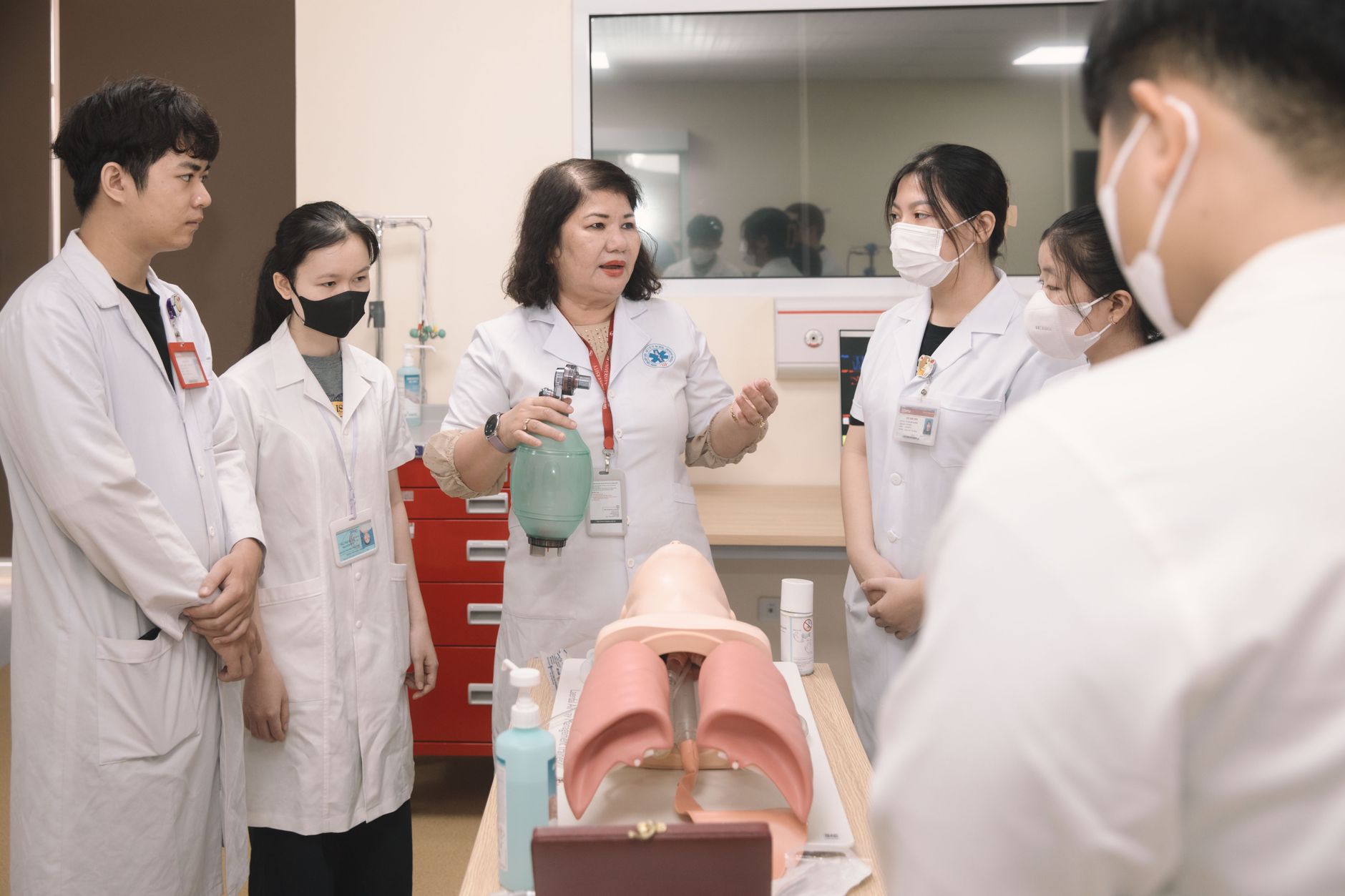 Bé trai tử vong sau một tháng điều trị chấn thương nặng tại bệnh viện