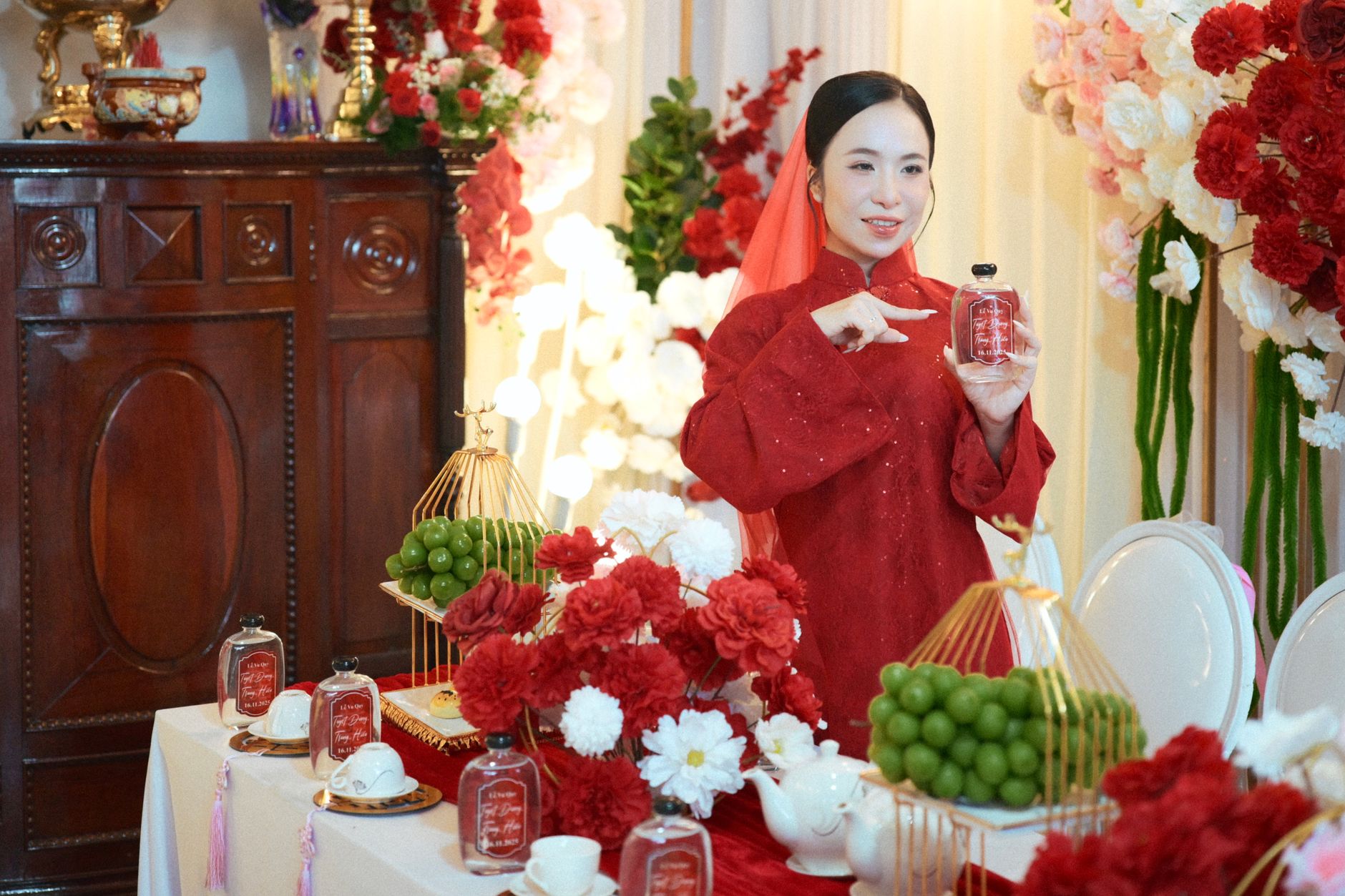Những kỷ vật đám cưới Nam Bộ xưa được tái hiện tại Hòa Hưng