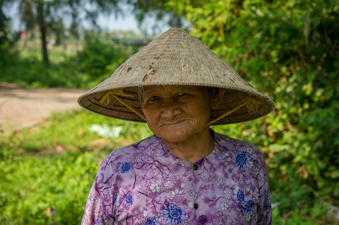 Tìm được người thân cán bộ gửi vàng 65 năm trước